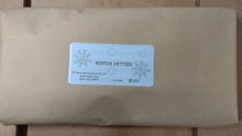 Load image into Gallery viewer, Winter Pollen Patties  2 Pack